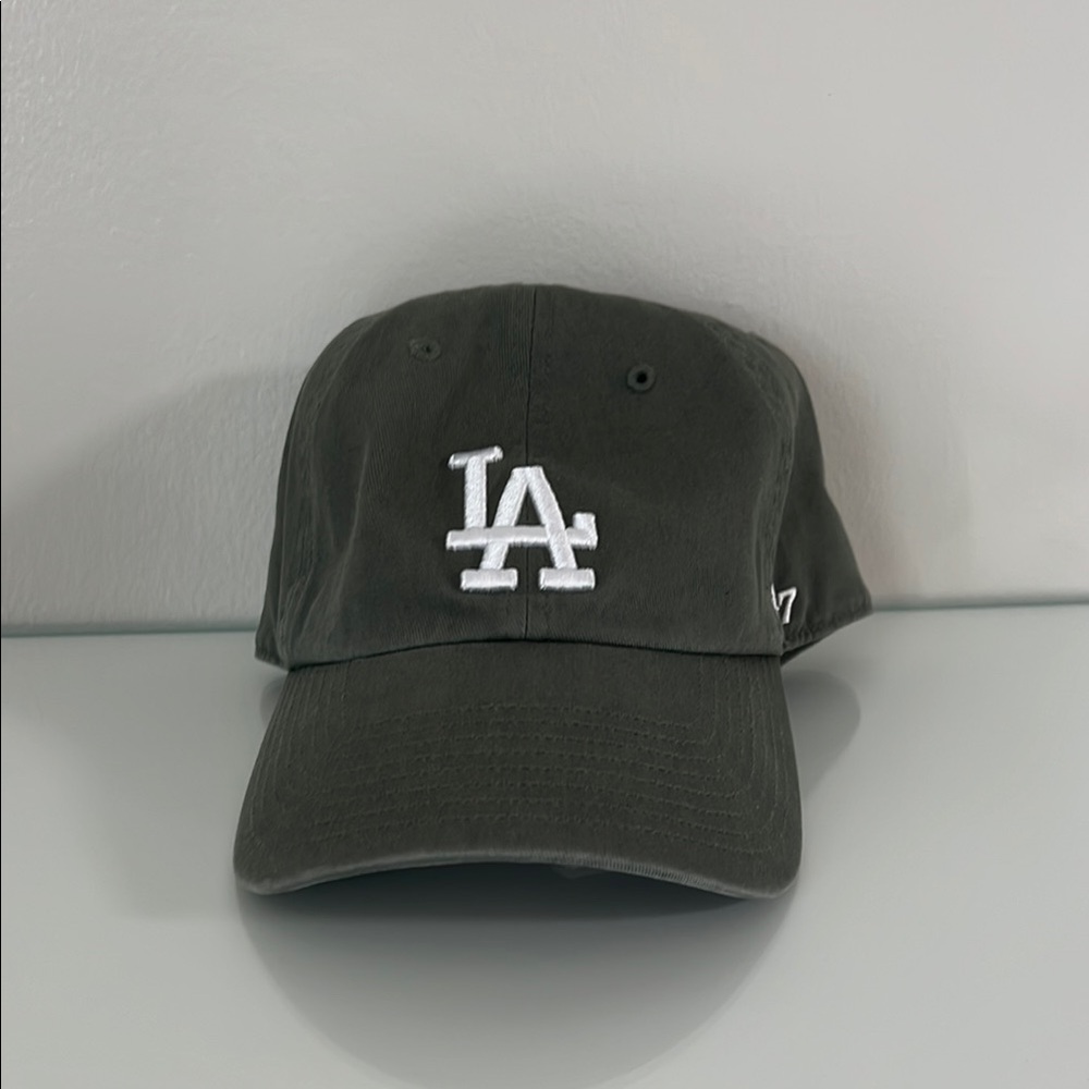 LA Logo Unisex Dark Green Cap